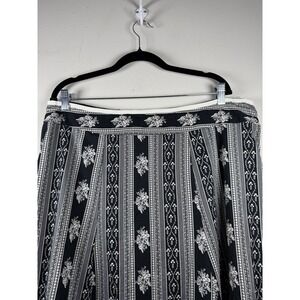 Baranda Size 16 Black White Floral Lined Lace Trim Midi Skirt Office Career